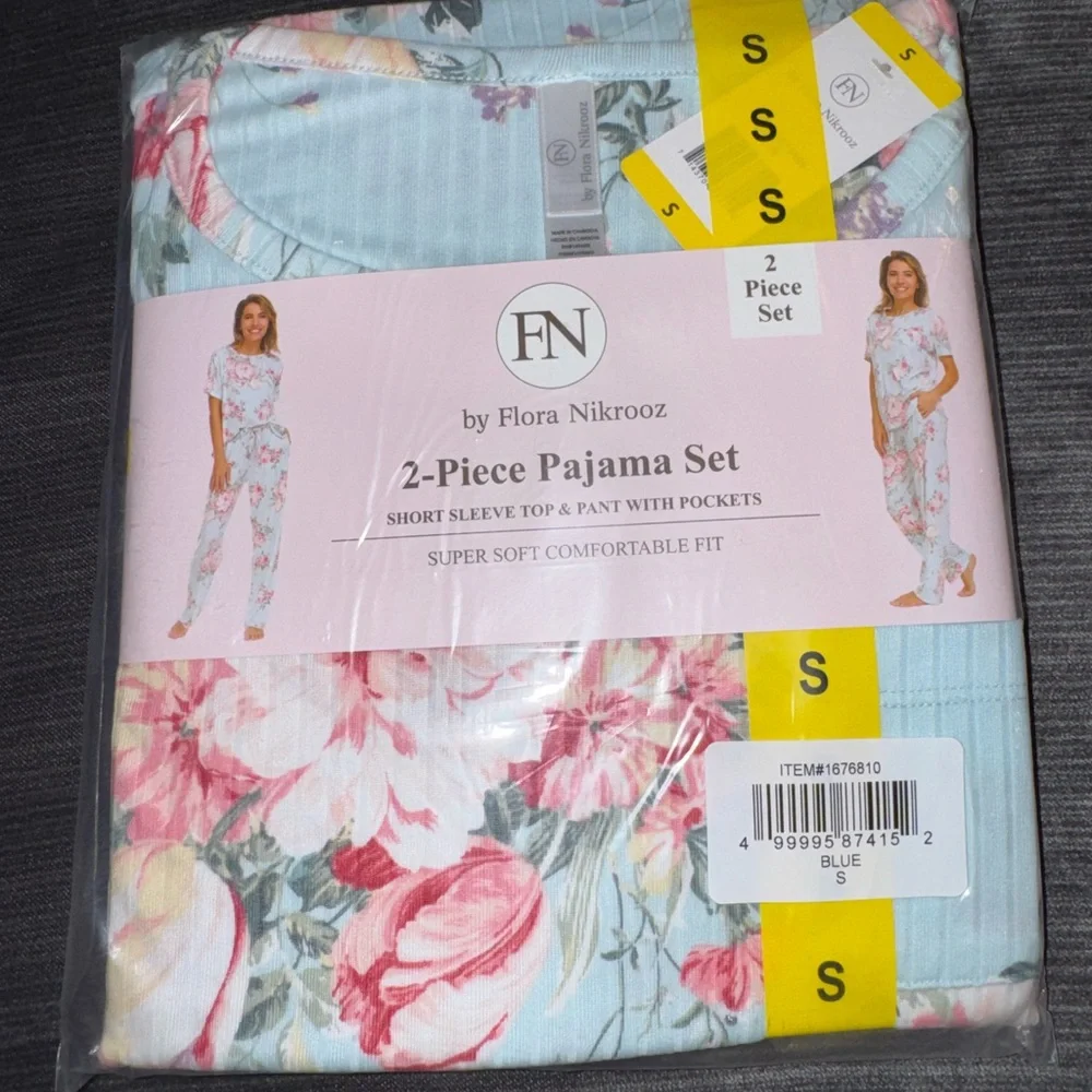 Flora Nikrooz Blue Floral 2-Piece Pajama Set - Picture 1 of 3